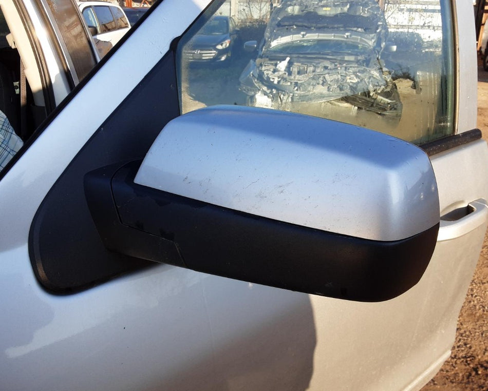 Used OEM LH Driver Door Mirror w/o Turn Signal fits 2014-2019 Sierra 1500/Silverado 1500, 2015-2019 Sierra/Silverado 2500/3500 20979673, 22919757