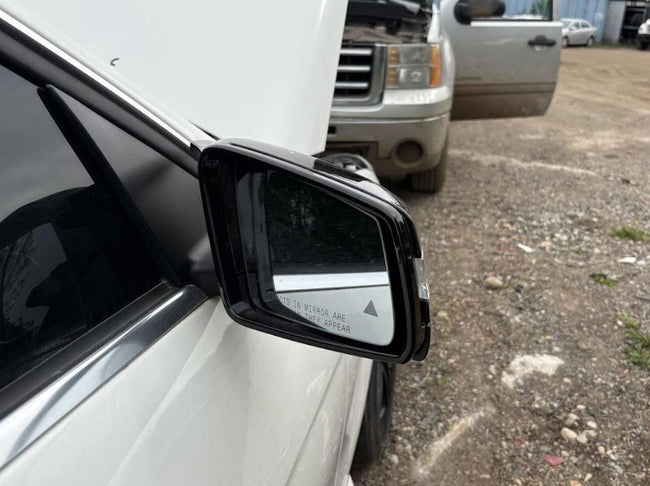 Used OEM RH Passenger side Door Mirror Power fits 2012-2014 Mercedes C-Class C63, C250, C300, C350