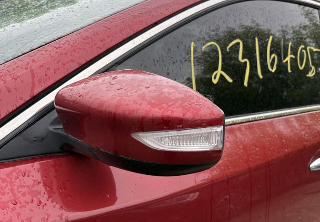 Used OEM LH Side Door Mirror fits 2013- 2015 Nissan Altima(w/LED turn indicators) 2016-2018 Nissan Altima (w/turn signal) 963023TH3A 963743TH1A