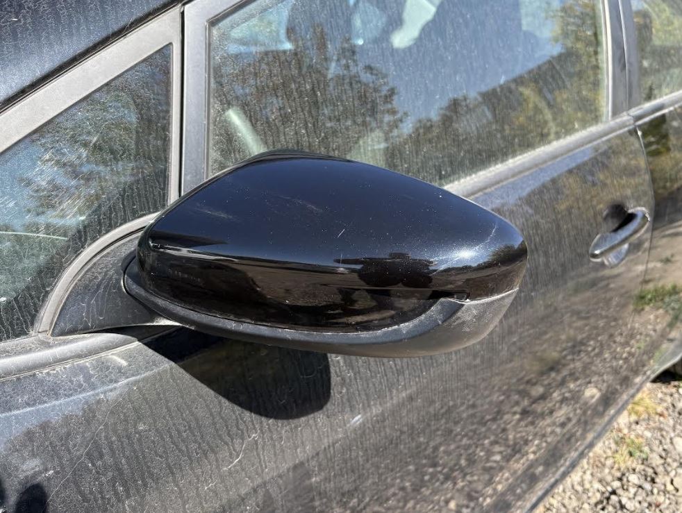 Used OEM LH Side Door Mirror W/o turn signal fits 2014-2016 Kia Forte 87610A7200