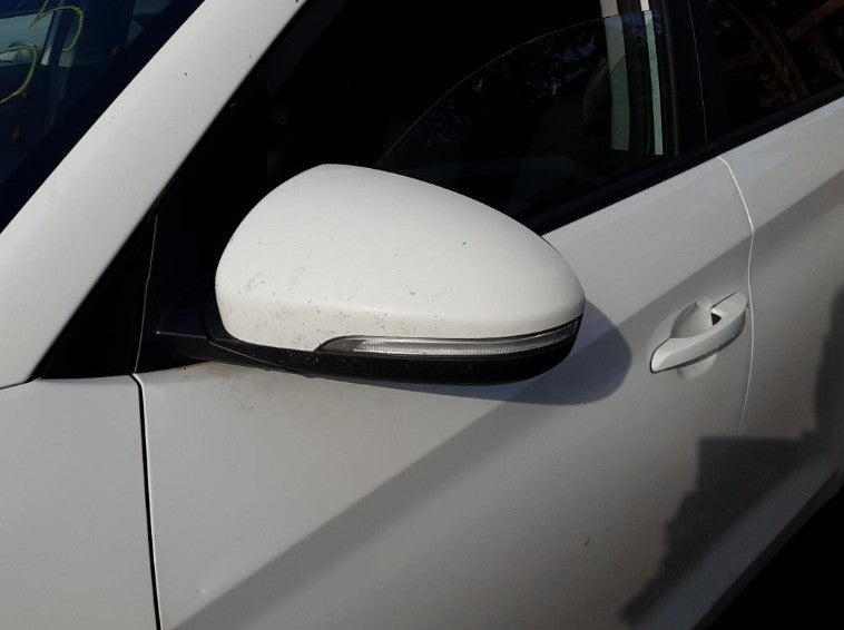 Used OEM LH Driver side Door Mirror Power w/turn signal, w/blindspot alert fits 2016-2018 Hyundai Tucson 87610D3430