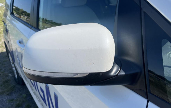 Used OEM RH Passenger side Door Mirror Power non-heated, w/o blind spot alert fits 2015-2021 Kia Sedona 87620A9270