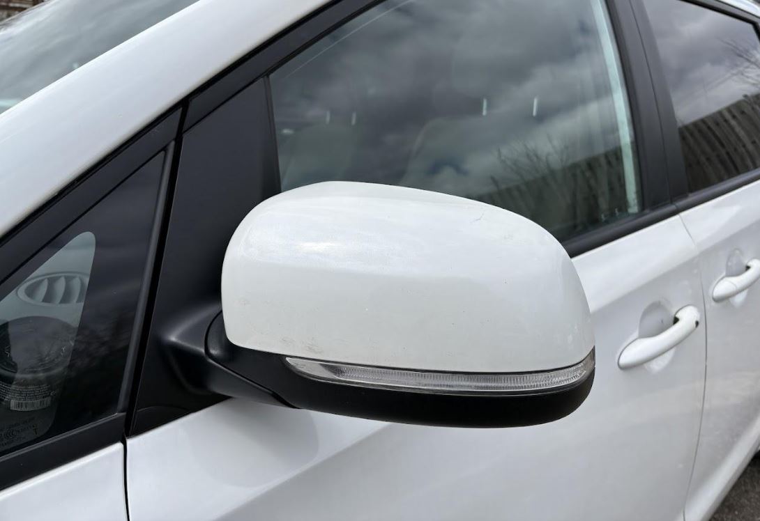 Used OEM LH Driver side Door Mirror Power fits 2015-2020 Kia Sedona 87610A9700