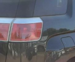 Used OEM RH Passenger Side Taillight fits 2013-2017 GMC Terrain 23389936