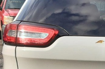 Used OEM LH Driver side Liftgate Taillight fits 2014-2018 Jeep Cherokee 68330345AA