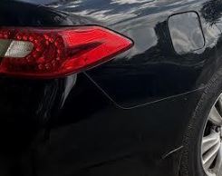 Feu arrière droit d'origine d'occasion compatible avec Infiniti M35 (2012-2013), Infiniti M37/M56 (2011-2013) et Infiniti Q70 (2014) - Référence : 265501MA0A