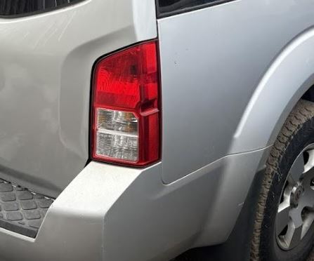 Used OEM RH Taillight fits 2005-2012 Nissan Pathfinder 26550EA525
