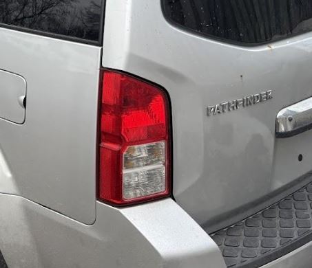 Used OEM LH Taillight fits 2005-2012 Nissan Pathfinder 26555EA525