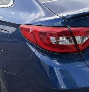 Used OEM LH Taillight fits 2015-2017 Hyundai Sonata 92401C2000