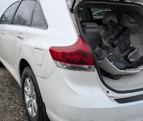 Used OEM LH Driver Side Taillight fits 2013-2016 Toyota Venza 815600T020