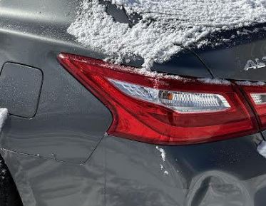 Used OEM LH Taillight fits 2016-2017 Nissan Altima 265559HS0A