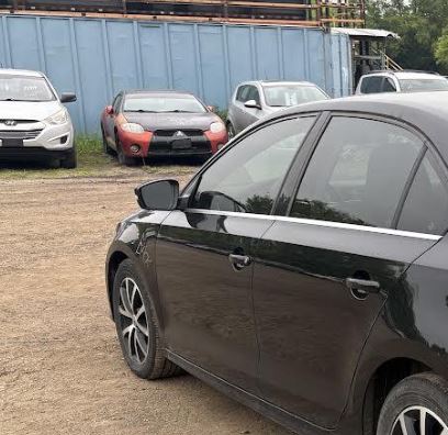 Used OEM LH Driver Door Mirror w/o memory, w/ turn signal fits 2011-2016 VW Jetta 5C7857507AD