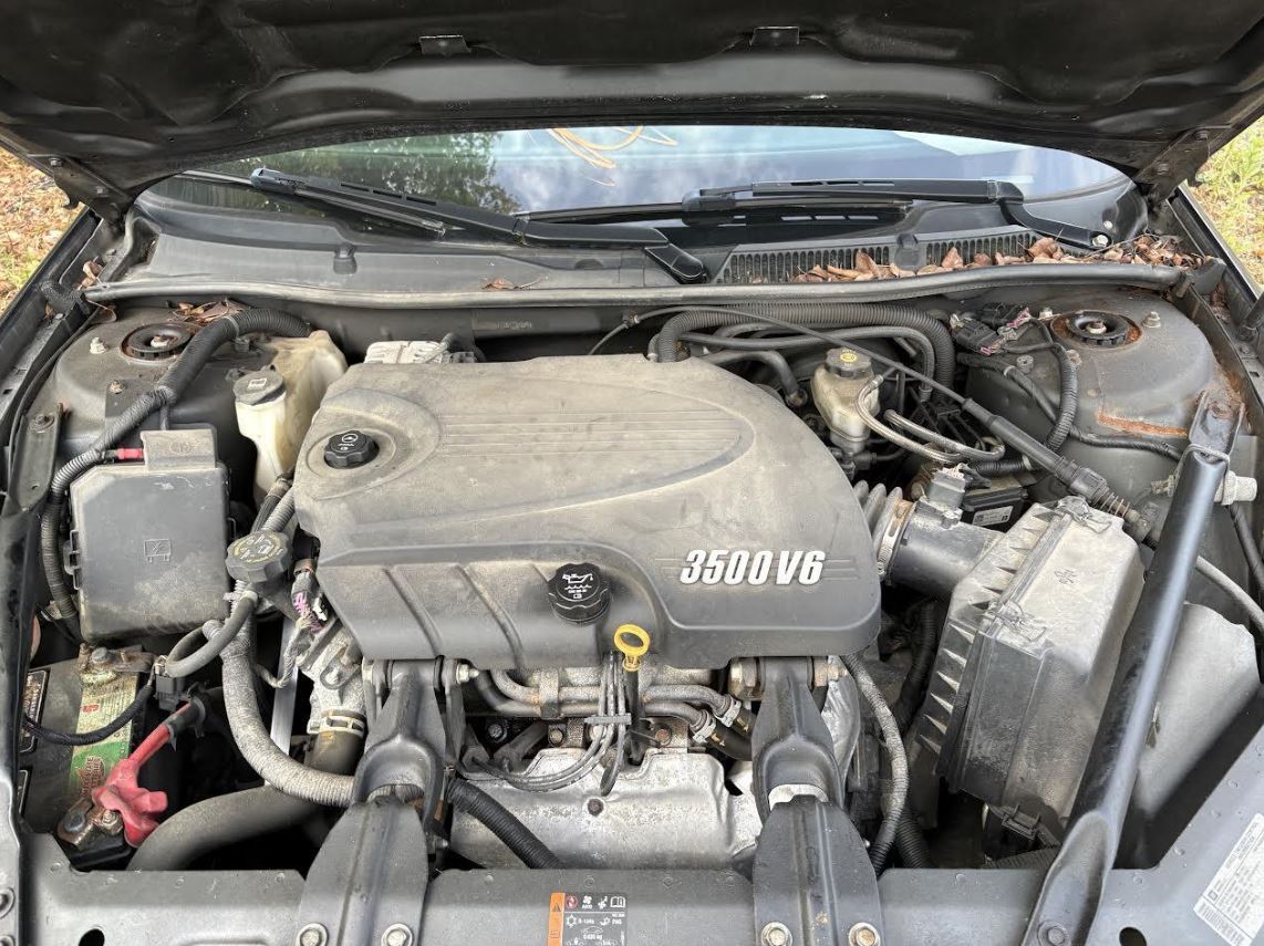 Alternateur d'origine d'occasion compatible avec Chevrolet Impala 2006-2011 et Monte Carlo 2006-2007 (références : 20911162, 10335497, 20757889, 20911162).