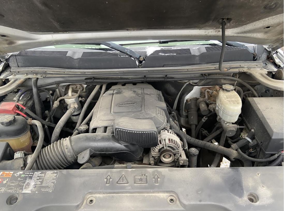 Used OEM Alternator fits 2009-2014 Express 1500/ Savana 1500, 2009-2012 Express 2500/3500 Savana 2500/3500 22817848