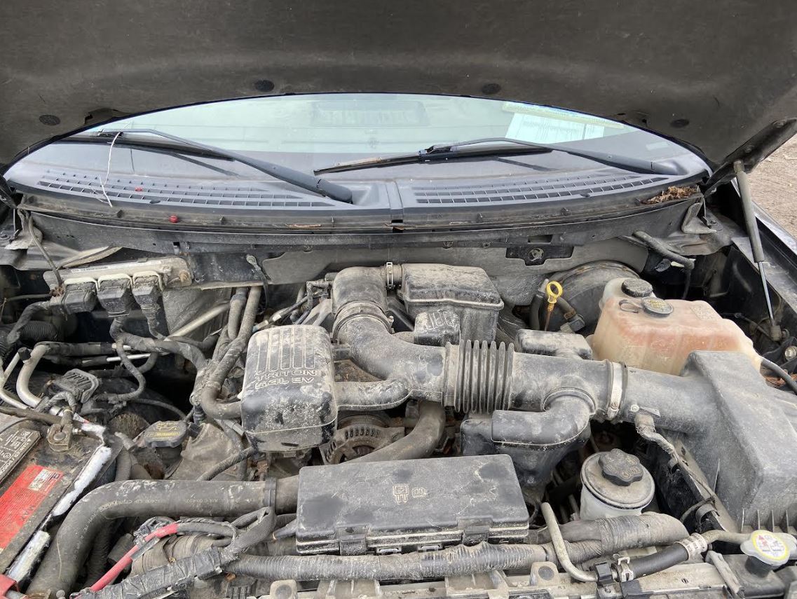 Used OEM Starter Motor fits 1999-2012 Ford F150 Pickup, 1997-1999 F250, 1999-2013 F250SD/F350SD 5R3T11000CA, 6C3T11000BA, 6L3411000CA, 6R3T11000CA, 7L1411000AA, 9L3411000AA