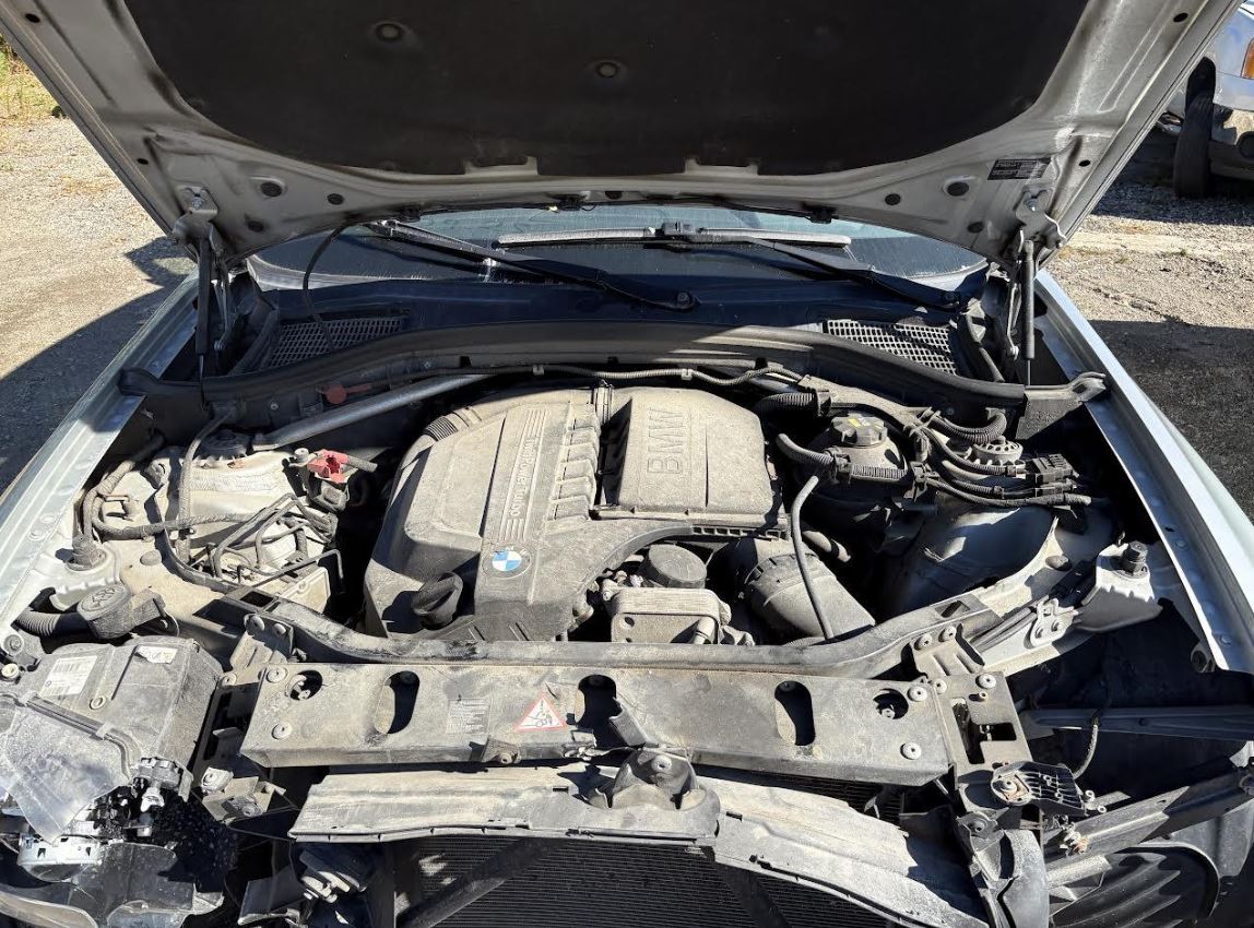 Used OEM Starter Motor fits 2012-2015 BMW 335i, 2014-2016 BMW 335i GT 2014-2016 BMW 435i/535i